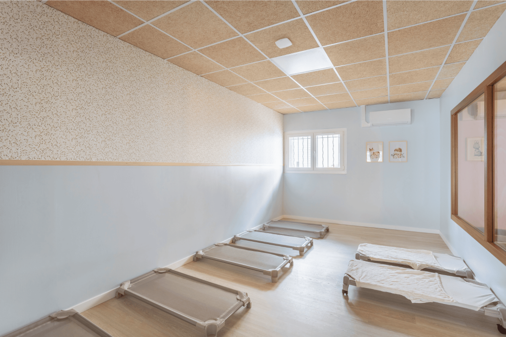 Chambre des grands dans la crèche Nursea Ganay