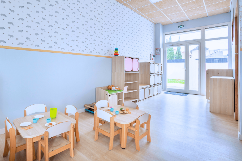 Espace repas de la crèche Nursea Michelet