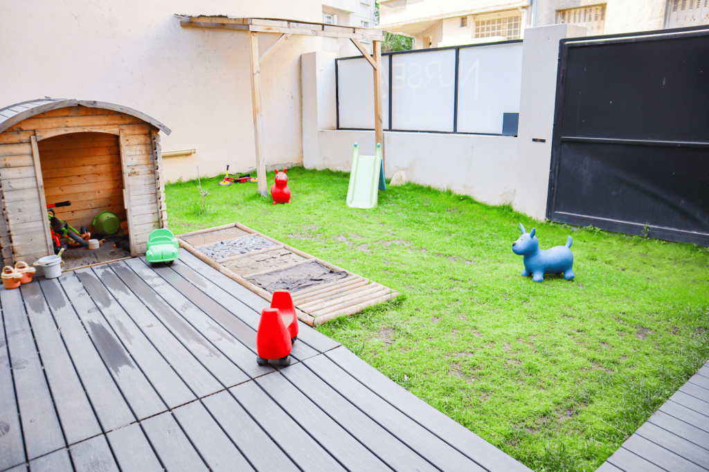 Jardin de la micro crèche Nursea Foch