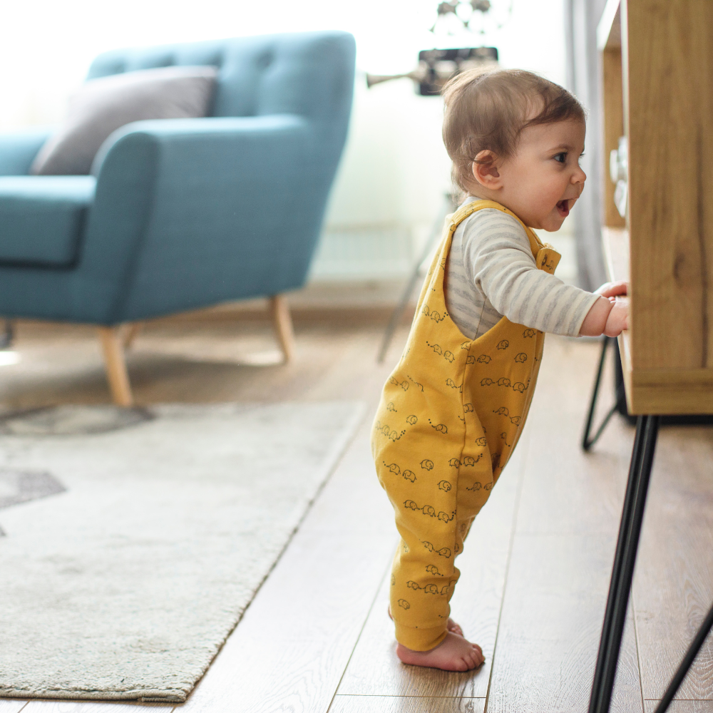 A quel âge bébé fait-il l'apprentissage de la marche? - Nursea